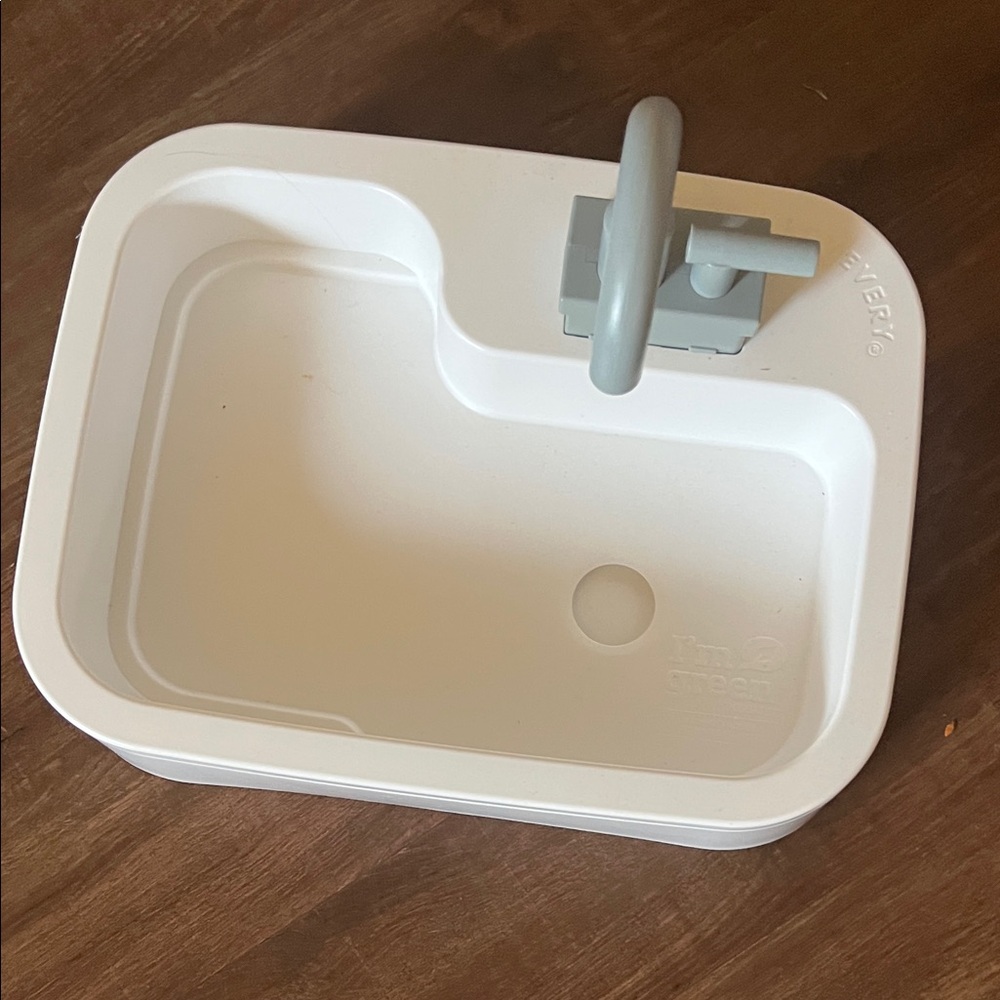 White and Gray Play Sink